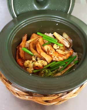 Vegan food at Loving Hut Amoura in Tan Thien