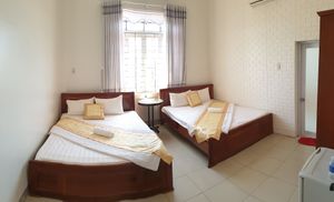 Hotek at Loving Hut Amoura in Tan Thien