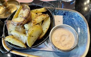 Roasted potatoes with vegan mayo  at Ziga in Verona