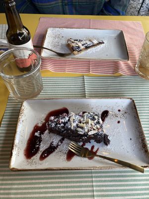 Chocolate cake and crostata   at Ziga in Verona