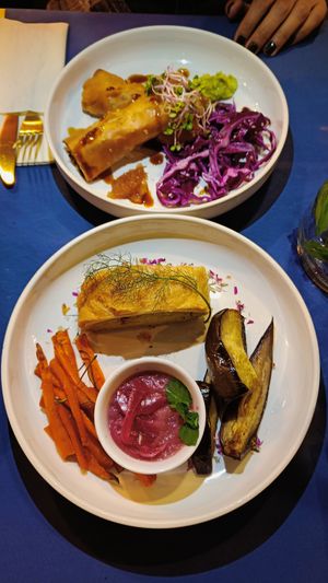 Filetto Wellington vegan e involtini di zucchine at Ziga in Verona