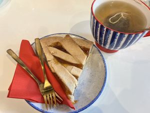 Apricot tart & white tea   at Ziga in Verona