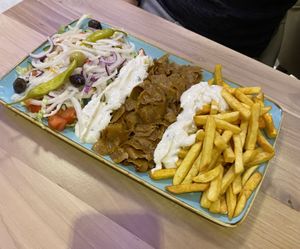 Vöner plate  at Ach der Deniz - Wandsbeker in Hamburg