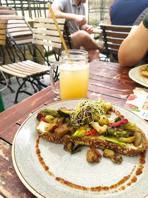 Toast with hummus and vegetables at Maiatza in San Sebastian