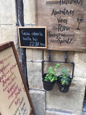 Kitchen opens till 10.30 pm at Maiatza in San Sebastian