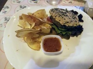 Vegan burguer with chips
Almost 13 euros at Out of Time People in Ibiza