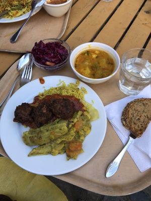 All vegan 😱 at Govinda's in Lund