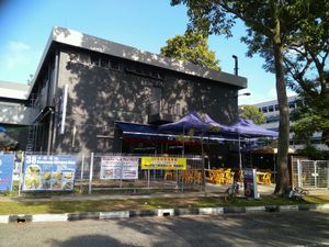 Eating House front view at Xian Yuan 贤缘素食 in Northeast Singapore
