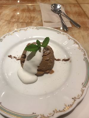 Vegan ice cream with soy cream at Nataraj - Harajuku Omotesando in Tokyo