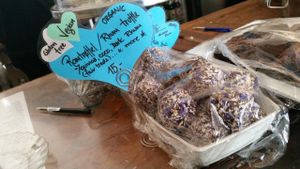 dry fruit nut quinoa and rum balls at Grønsagen in Copenhagen