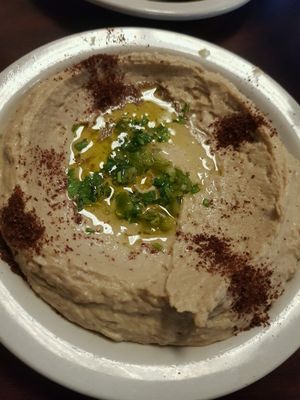 hummus at King O Falafel in Kissimmee