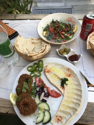   at La Puerta de Syria in Granada