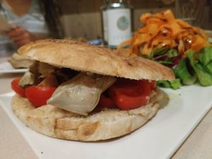 Puccia vegana at Sullaluna in Venice