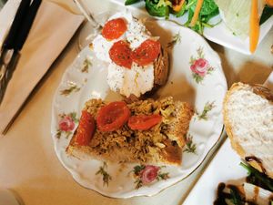 Crostini at Sullaluna in Venice