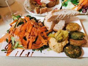 Felafels at Sullaluna in Venice