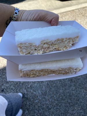 Lemon slice  at Goodness Gracias in Palm Beach