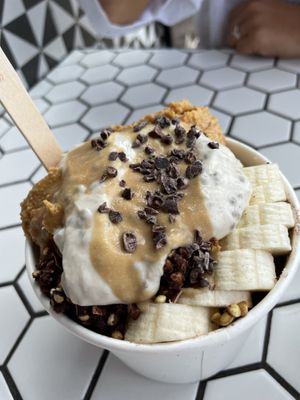 Snickers acai  at Niche & Co in Tugun