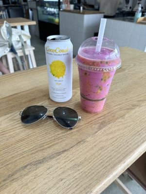 Pink passion smoothie  at Niche & Co in Tugun