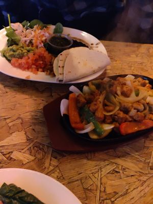 Sizzling fajita at The Hungry Mexican in Dublin