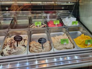 Vegan flavours at Oyya in Bruges