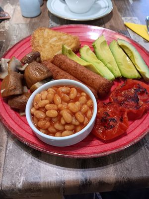 Vegan breakfast at Mango Cafe in Mijas