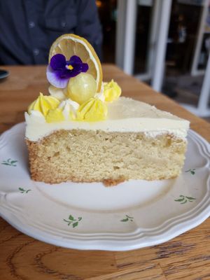 Lemon pie from magpies at Blackbird in Bruges