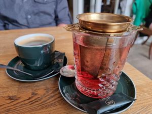 Coffee and tea at Blackbird in Bruges