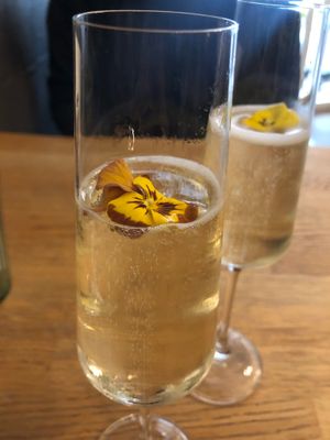 Up your brunch game with some jummy proseco at Blackbird in Bruges