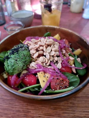 bowl at Blackbird in Bruges