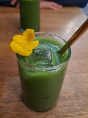 Green juice! So refreshing and tasty!!!! at Blackbird in Bruges