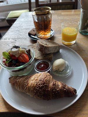Lazy breakfast with orange juice and Earl Grey tea  at Blackbird in Bruges