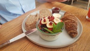 "Lazy breakfast" at Blackbird in Bruges