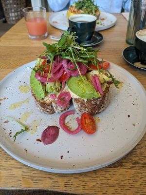 Toast Avocado at Blackbird in Bruges