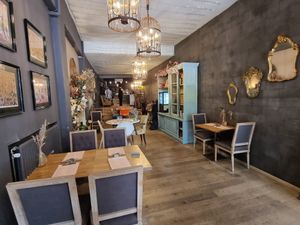 Interior at Blackbird in Bruges