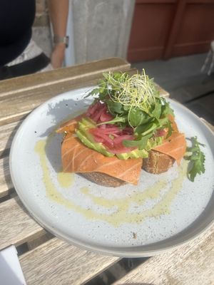 Salmonn   at Blackbird in Bruges