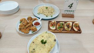 Today's order at iVegan Pizza in Tangerang