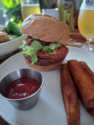 Classic ride burger at Secret Spot - Berawa in Tibubeneng