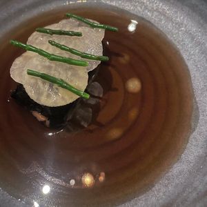  it was like a big sushi! Even I dont like mushroom I'd die for their blue oyster 🫰🏻 Kahveli sushi gibiydi allam   at Ark in Copenhagen