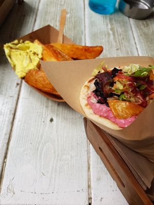  at Cookoomela Grill in Athens