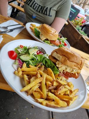 Buffalo Chick'n Burger at The 78 in Glasgow