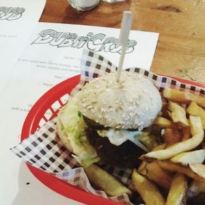Dub'n'Grub Cheeze Burger w/ chips at The 78 in Glasgow