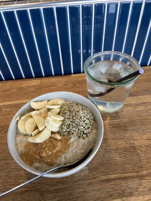 Vegan oat porrige 😍  at GRØD -Torvehallerne in Copenhagen