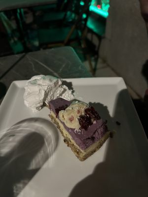 Raw blueberry lemon cake  at Chutney in Stockholm