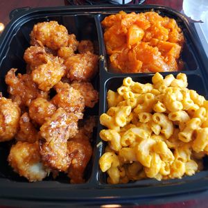 Just because we're vegan doesn't mean we don't love food, and NOLA is known for food that truly hits the spot!  "Sweet Soulfood" is delicious and oh-so-satisfying!  Large portions  at Sweet Soulfood in New Orleans