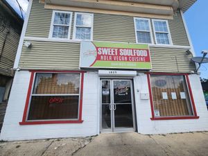 Entrance and building at Sweet Soulfood in New Orleans