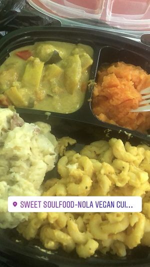 While here tried this amazing place , well seasoned and amazing service !!! Can’t wait to go back  at Sweet Soulfood in New Orleans