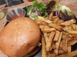  at Greenpoint Burgers in Annecy