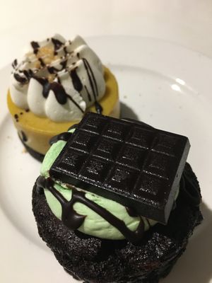 Honeycomb Cheesecake and Choc Mint Mudcake at Europa Cake Shop in St Kilda