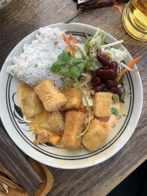 yellow curry with tofu in coconut batter  at Umami - X-Berg in Berlin