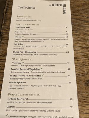 Paper menu  at De Republiek in Bruges